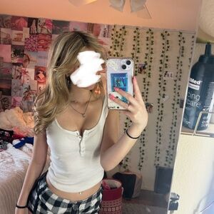 Brandy Melville-white button up tank